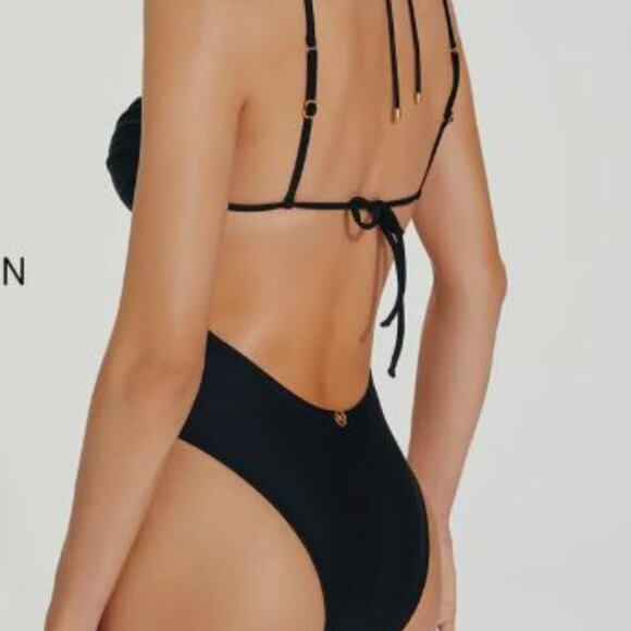 Vix Black One-Piece Swimsuit with Modern Minimalist Design - Picture 3 of 10